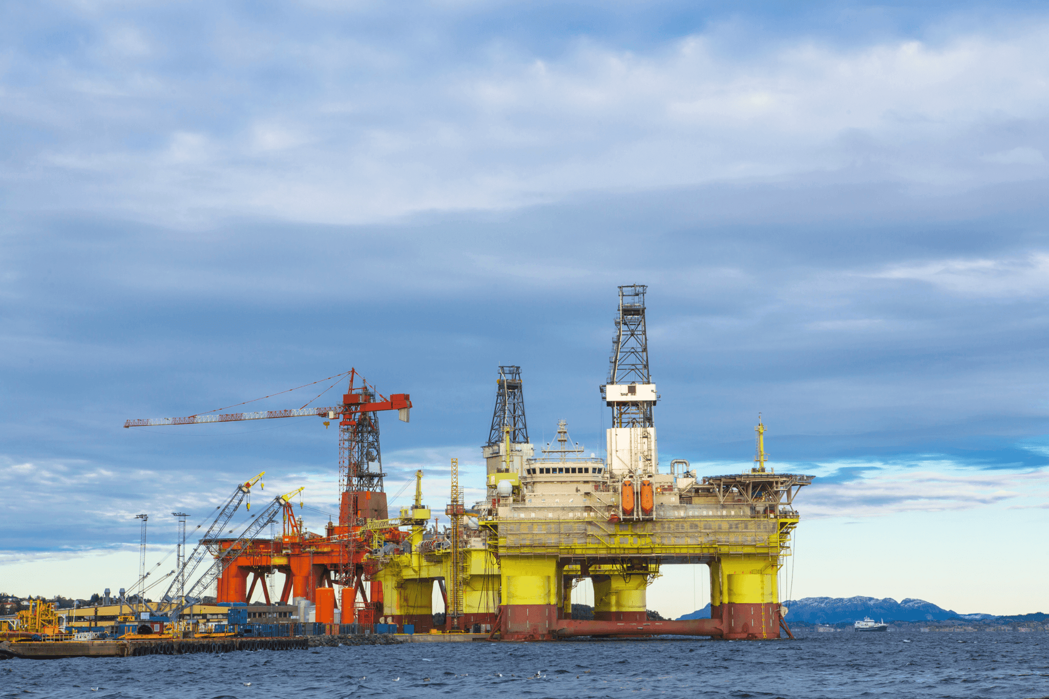 Offshore platform seen from the sea